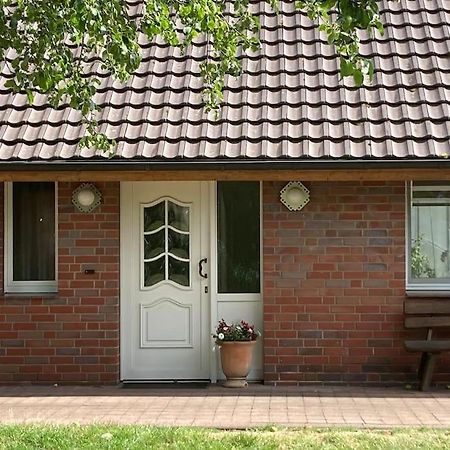 Helle Wohnung Mit Wintergarten - Nahe Ruhrgebiet Und Freizeitpark Movie Park Bottrop Exterior photo